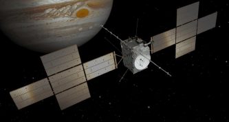Художнє зображення зонда JUICE на орбіті Юпітера. Джерело: ESA, CC BY-SA IGO 3.0