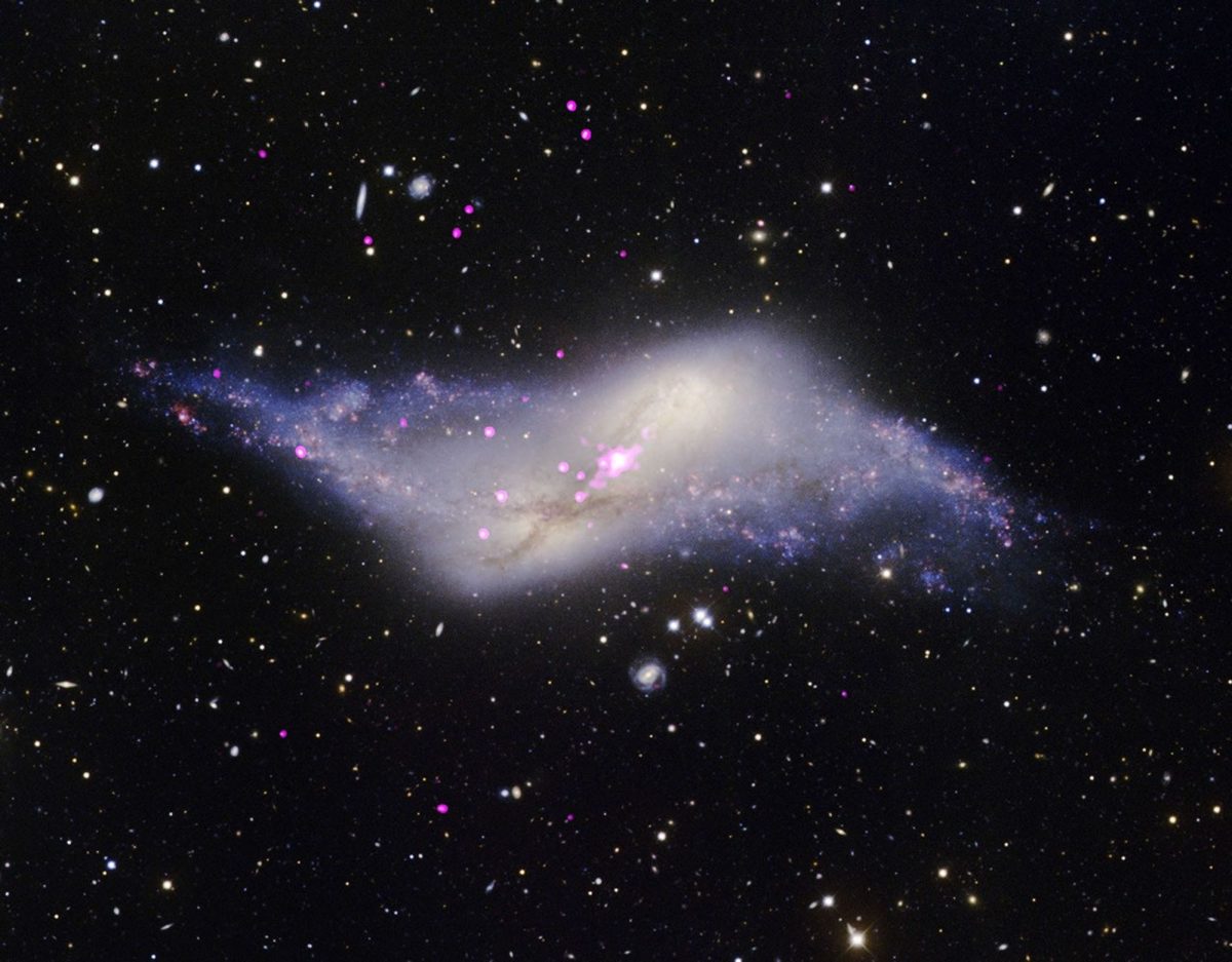 Галактика NGC 660