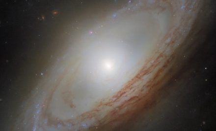 NGC 4698