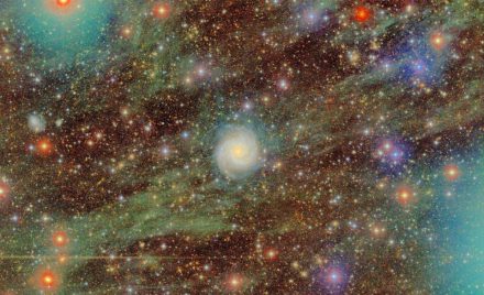 Спіральна галактика Messier 74 і навколишнє поле на знімку телескопа TST