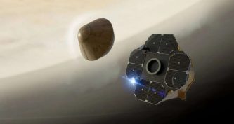 Апарат Photon над хмарами Венери