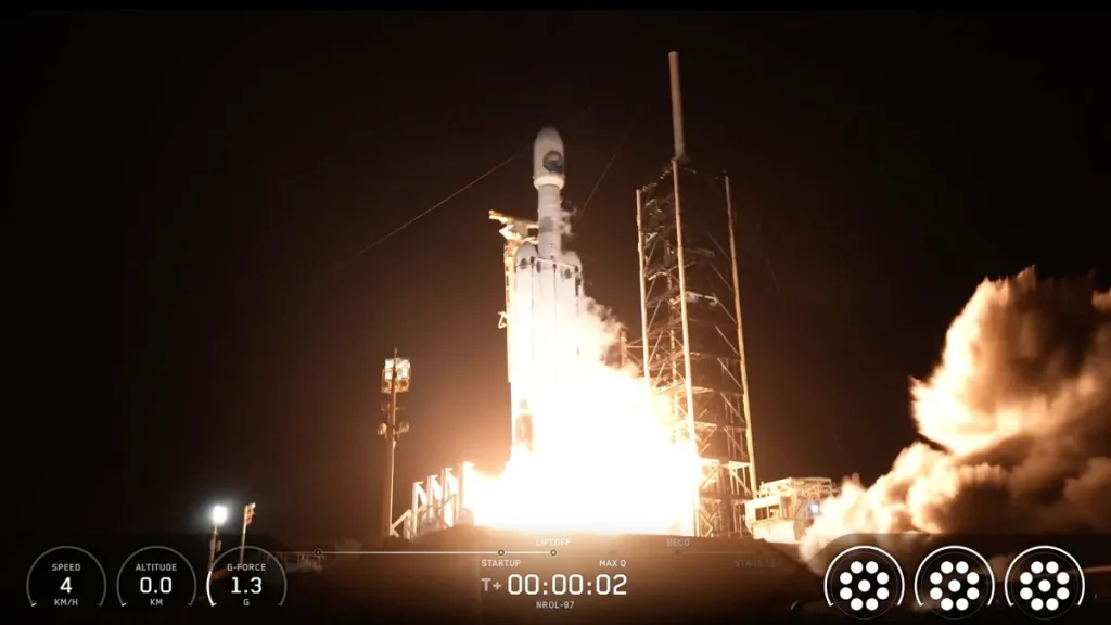 Ракета Falcon Heavy стартує вночі із засекреченою місією NROL-97
